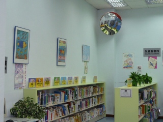 梅窩公共圖書館(小型圖書館)2